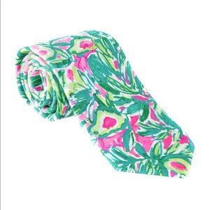 Lilly Pulitzer Men’s Silk Tie Guac and Roll Avocado One Size